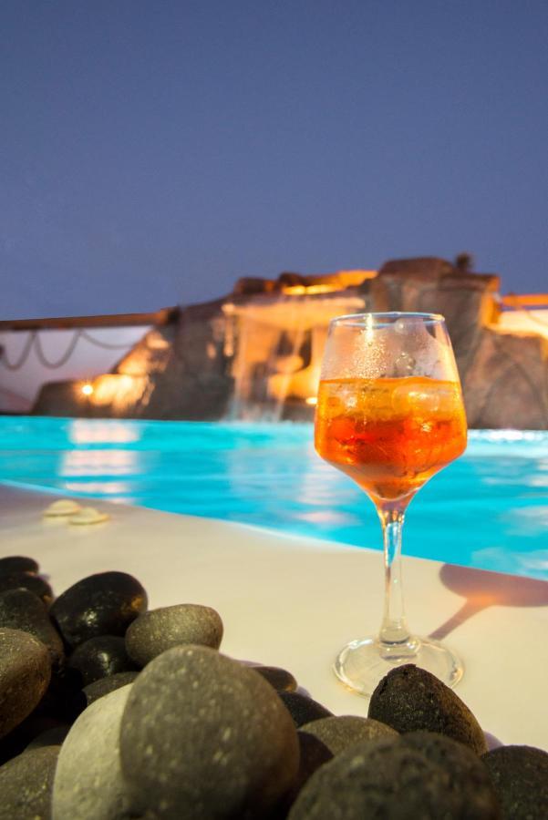 Apartamento La Belle Vie - Santorini - Adults Only Kamári Exterior foto